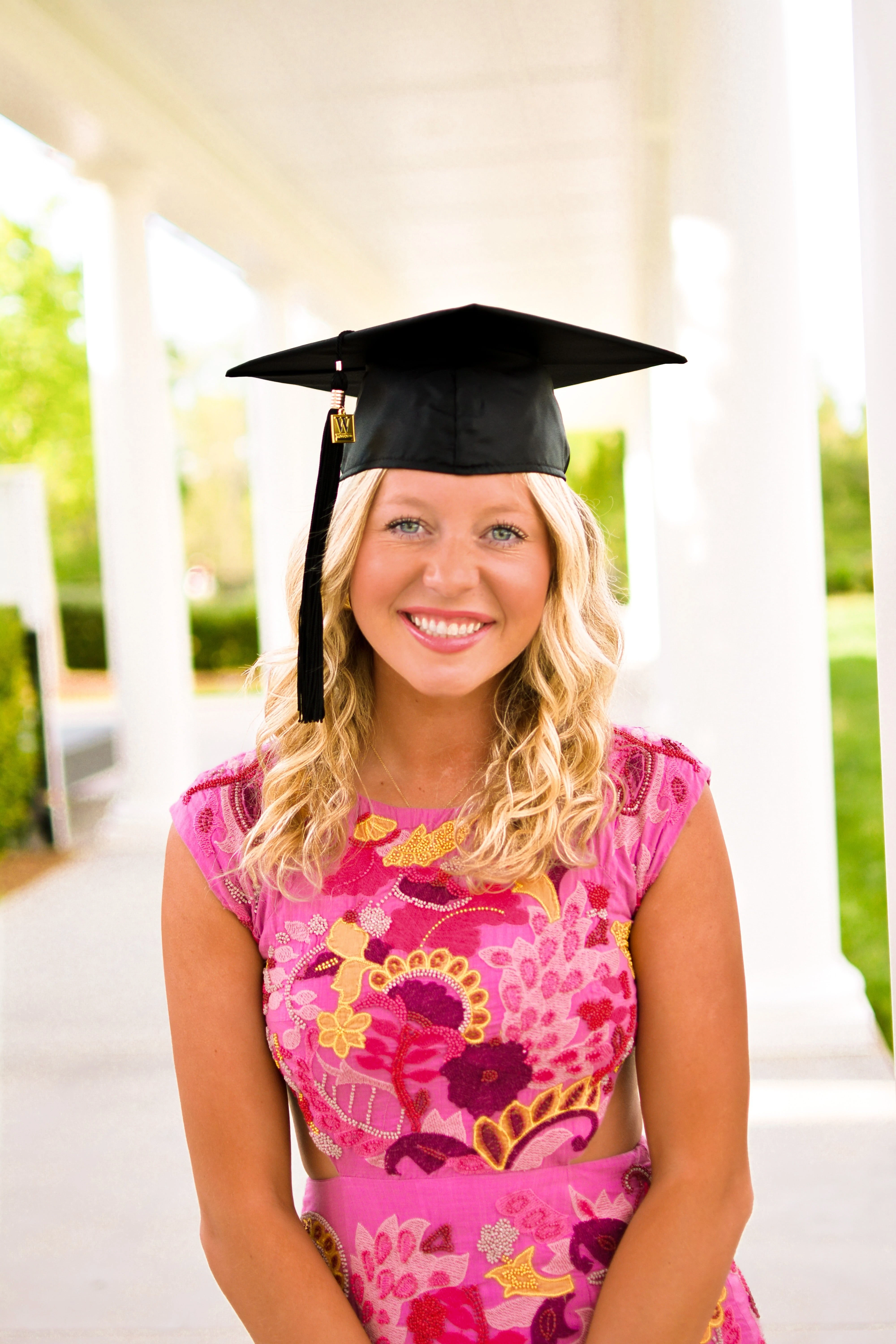 College student counseling Therapy for young adult students dealing with panic, anxiety, overwhelm, homesick, depression, self-esteem, academics, family conflict, identity